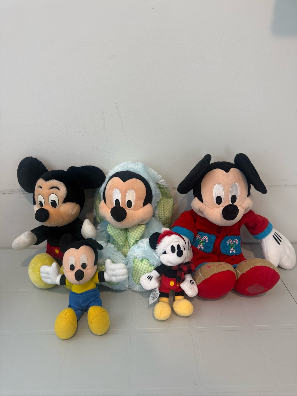 Disney Mickey mouse bundle- Vintage and Seasonal Mickeys!